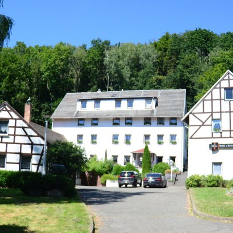 walkmuehle-hof-terasse